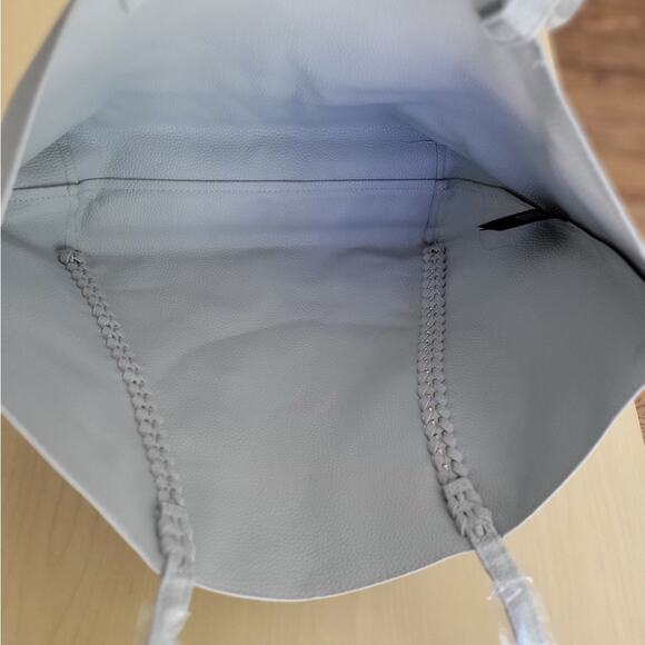 Badgely Mischka Elegant Tote Bag with silver hardware - Picture 3 of 4